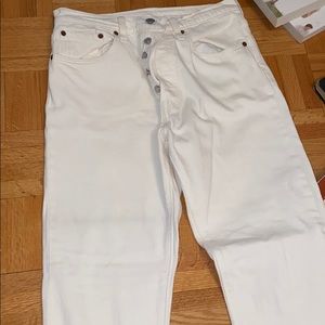 Levi’s white denim jeans